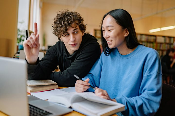 Ben-jij-idealistisch-Deze-studies-kun-je-dan-overwegen-1076x715