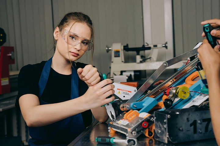 Met-deze-10-technische-opleidingen-maak-je-kans-op-een-goede-baan-1076x715
