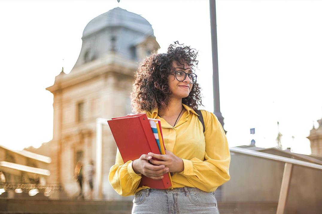 HBO of WO: dit zijn de belangrijkste verschillen tussen het hbo en de uni