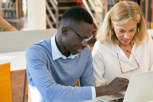 Moeite met kiezen? Misschien is een studiekeuzecoach iets voor jou