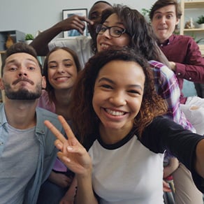 Thuis wonen of toch op kamers gaan? De voor- en nadelen