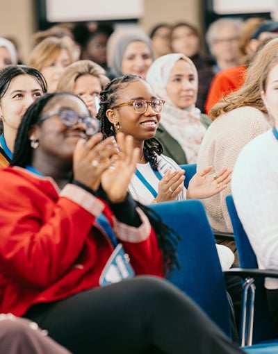Studeren lijkt simpel, totdat het dat niet is. Stichting Anne-Bo opent deuren