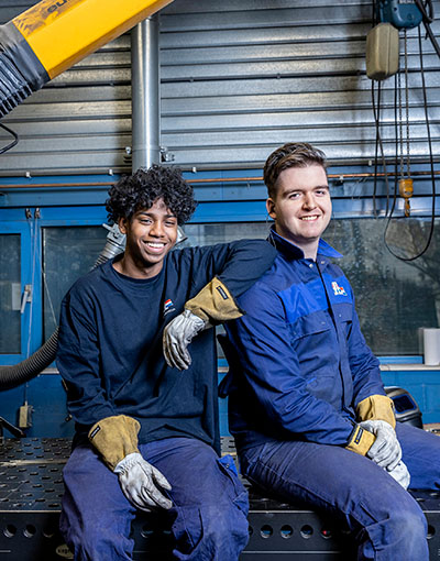 sam-jayden-ontwikkelen-zich-fysiek-mentaal-professioneel-vdl-triple-t-academy
