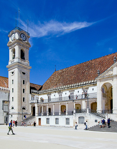 Daan volgde een deel van zijn studie in het Portugese Coimbra